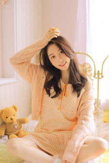 年轻女教师2